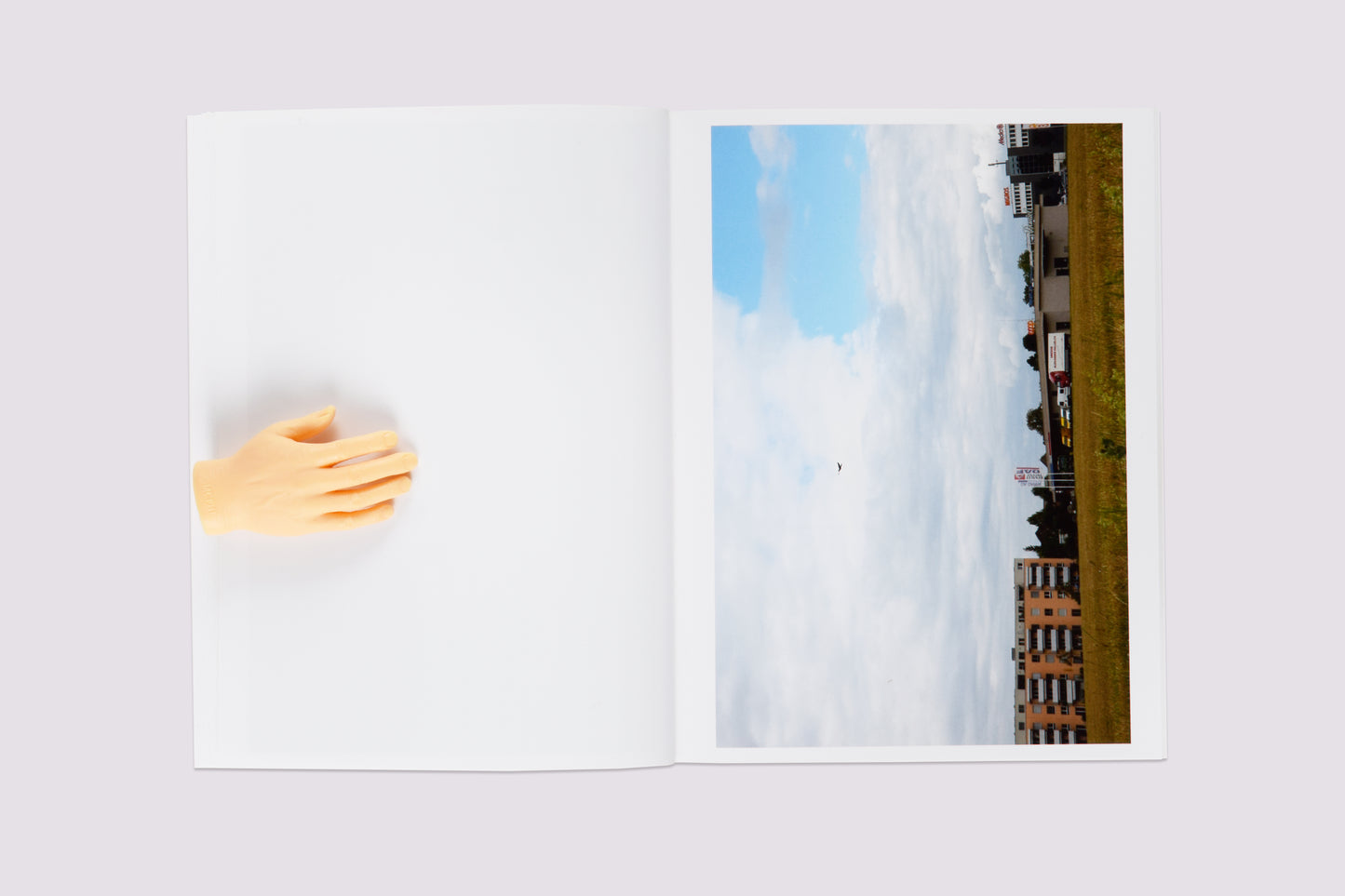 Materialien (E)/Peter Piller published by Nieves